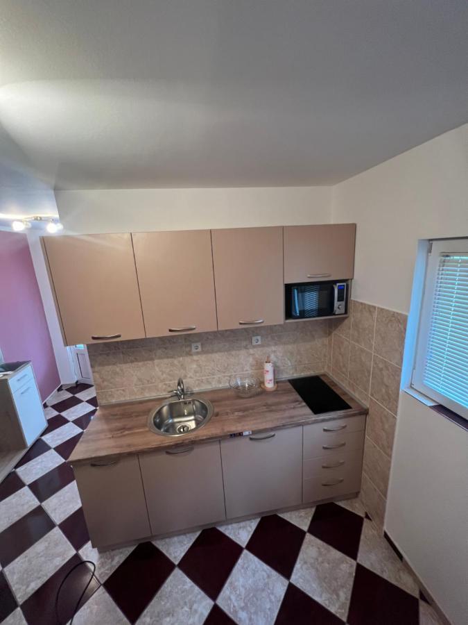 Apartment Elena Tivat Extérieur photo