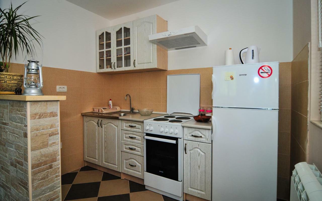 Apartment Elena Tivat Extérieur photo