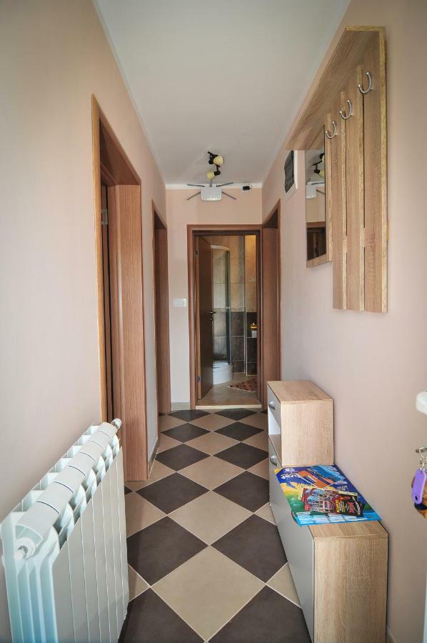 Apartment Elena Tivat Extérieur photo